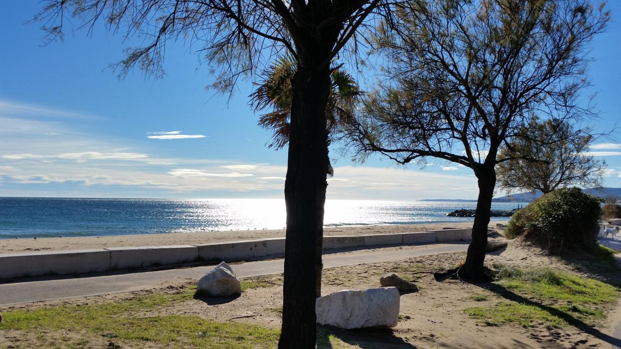 Sublime Vue Mer,Parking,Wifi เฟรฌูส ภายนอก รูปภาพ